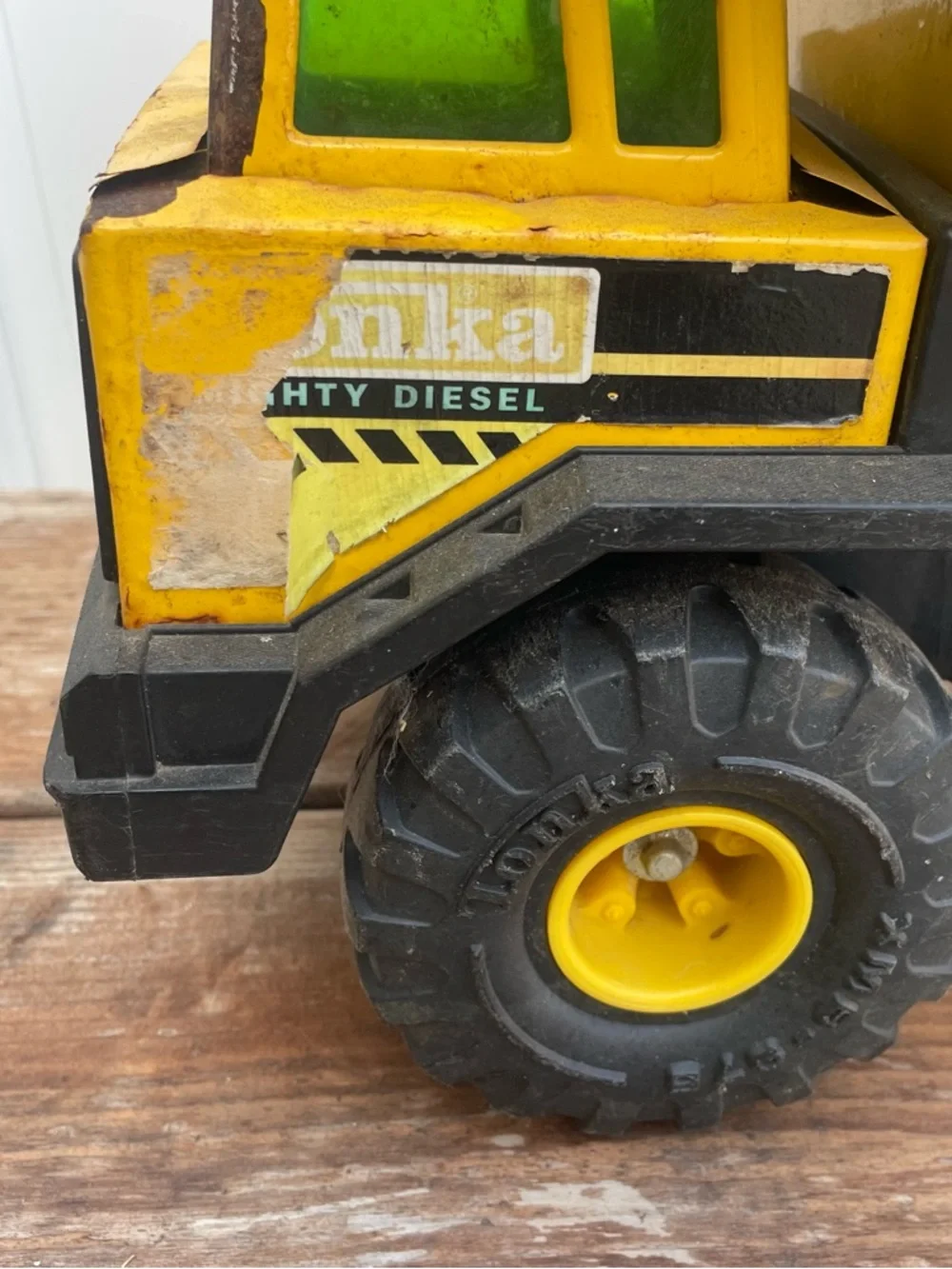 Tonka durable yellow